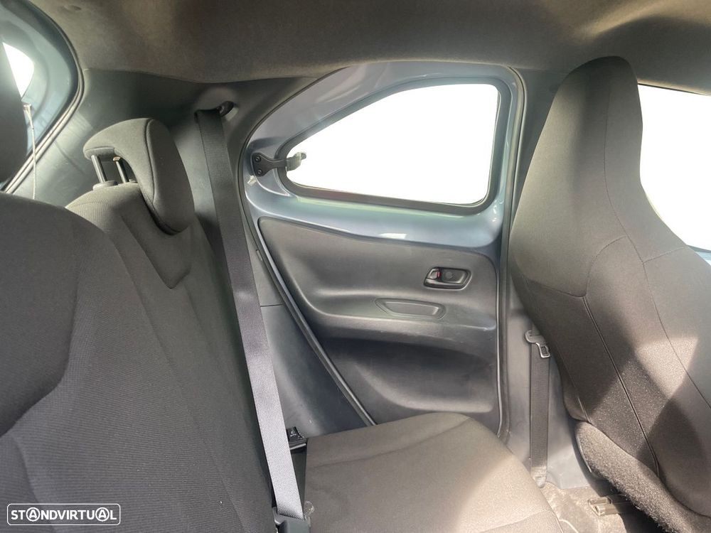 Toyota Aygo X 1.0 Play - 12