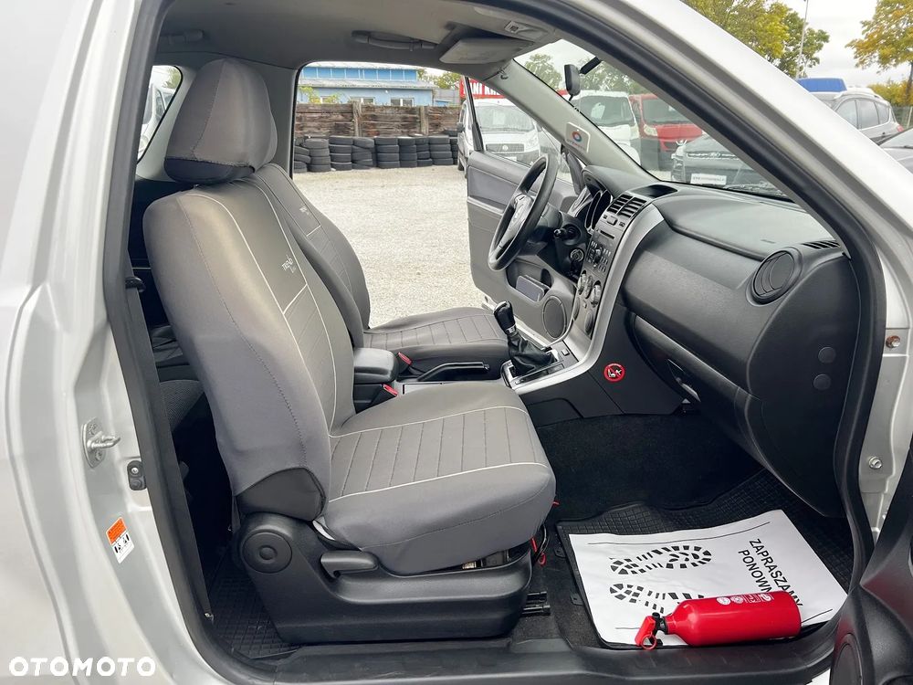 Suzuki Grand Vitara - 11