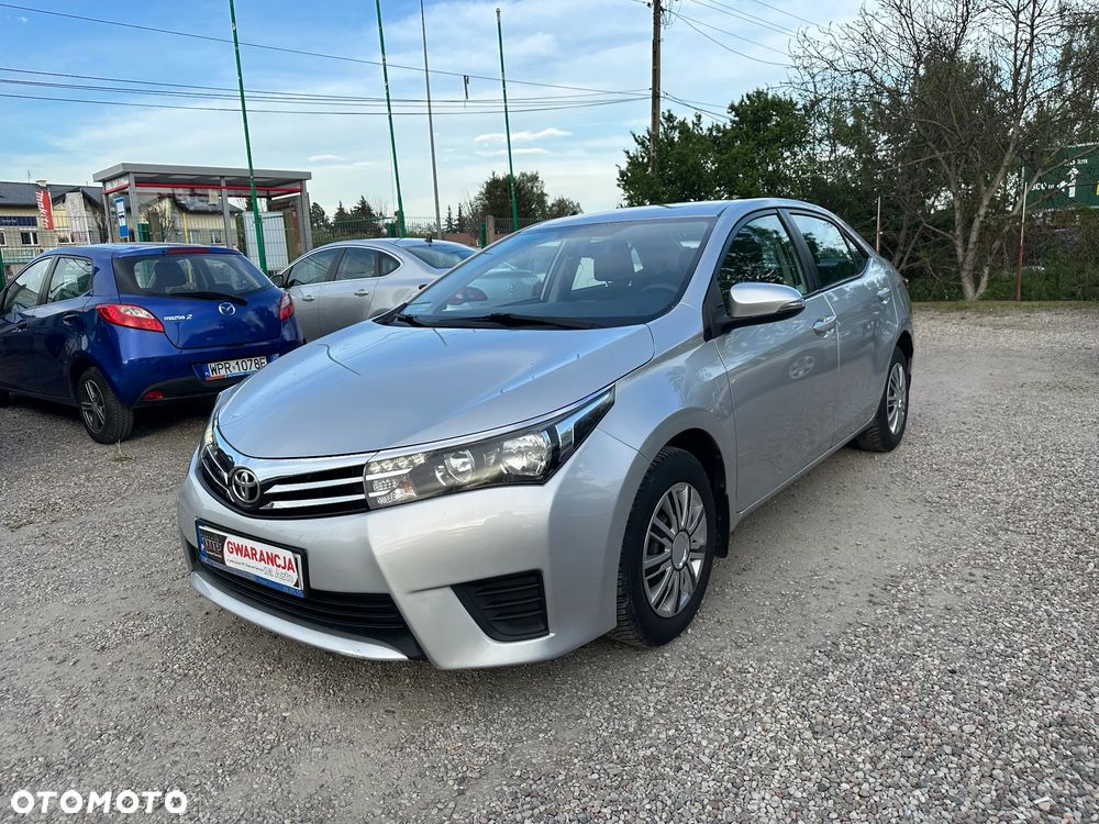 Toyota Corolla - 4