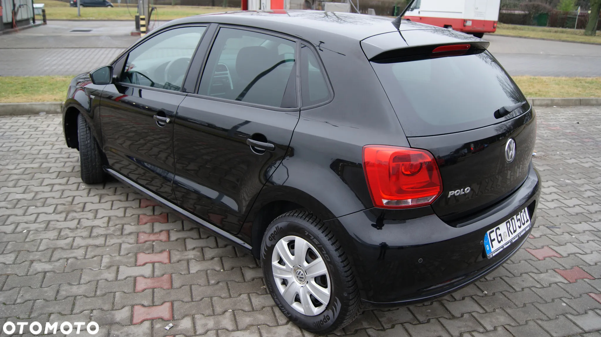 Volkswagen Polo 1.2 MATCH - 2
