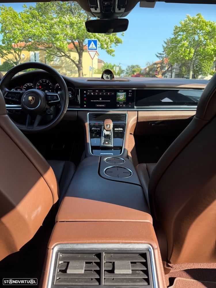 Porsche Panamera Sport Turismo 4 E-Hybrid - 4