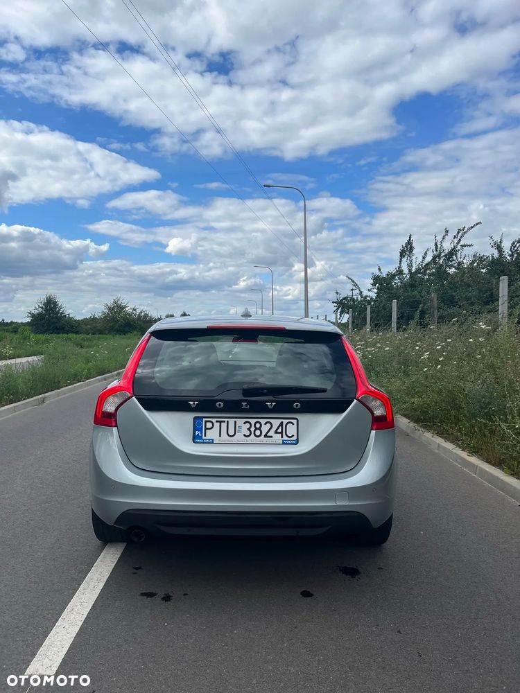 Volvo V60 D2 - 5