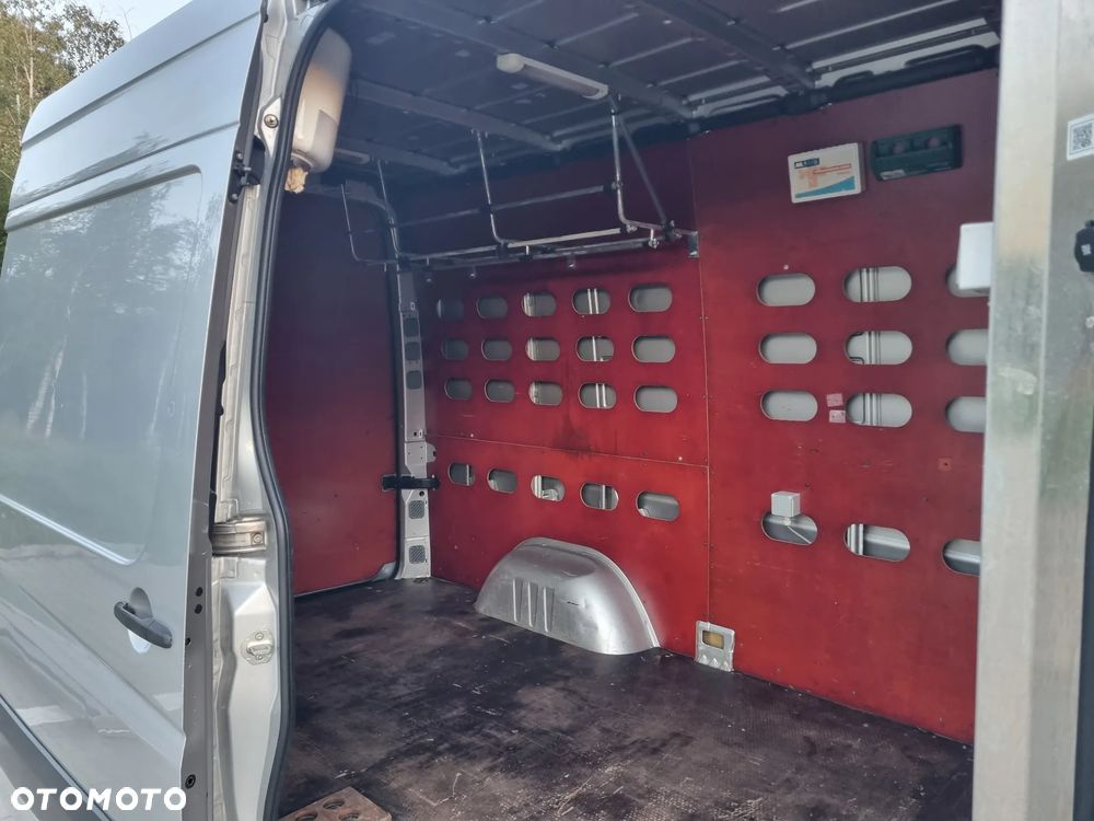 Volkswagen Crafter - 24