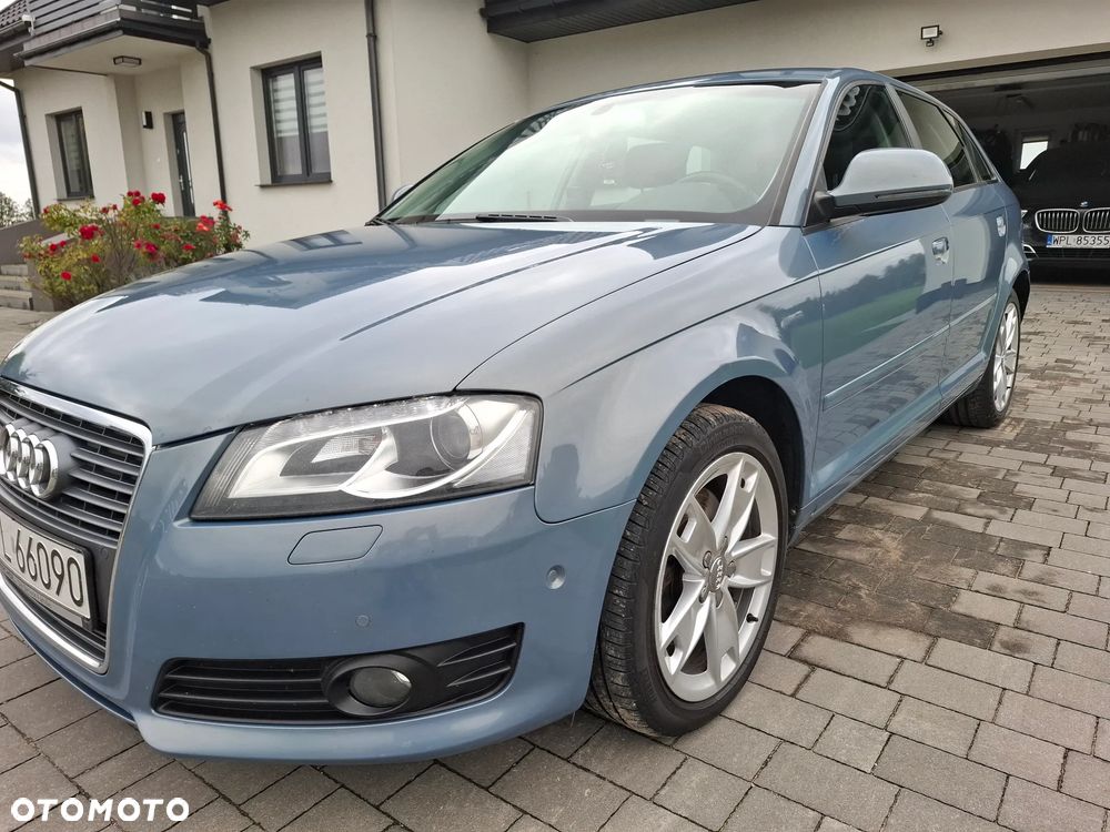 Audi A3 Sportback 2.0 TDI DPF quattro Ambiente - 1