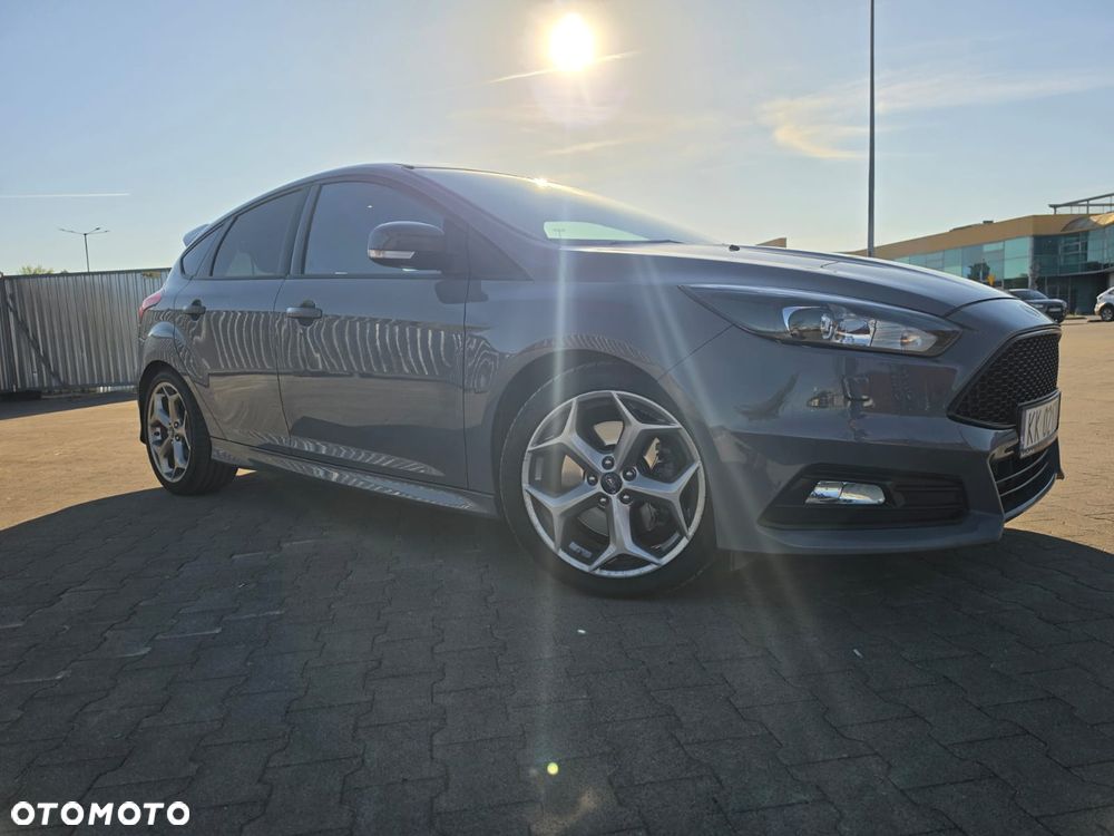 Ford Focus 2.0 TDCi ST - 2