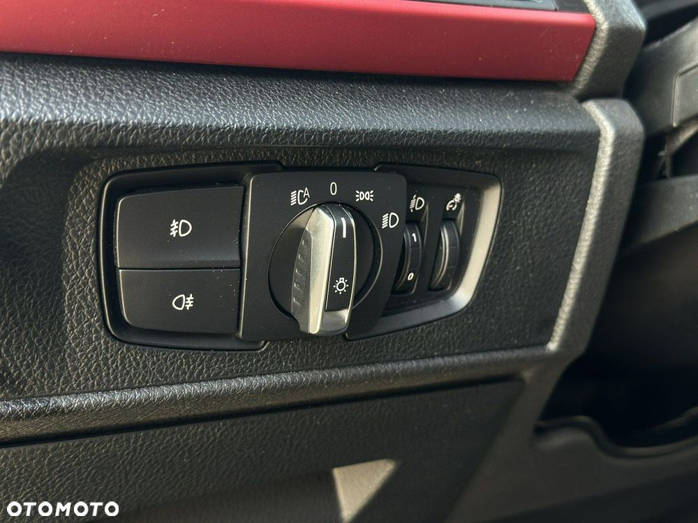 BMW Seria 1 118d Sport Line - 27