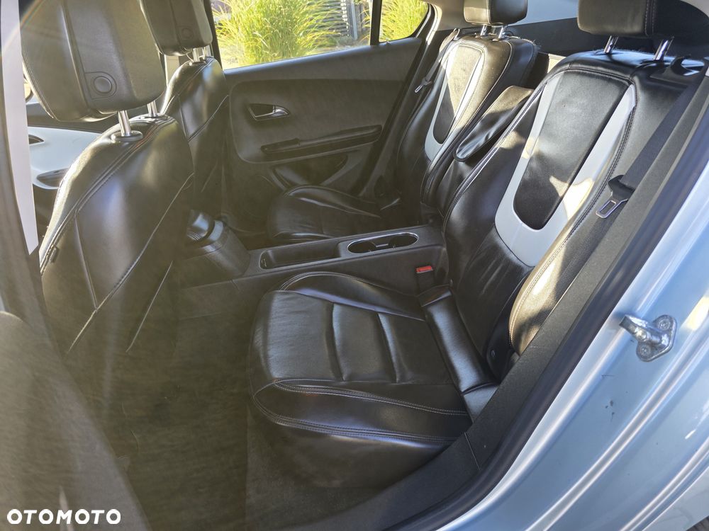 Chevrolet Volt Exclusive - 19