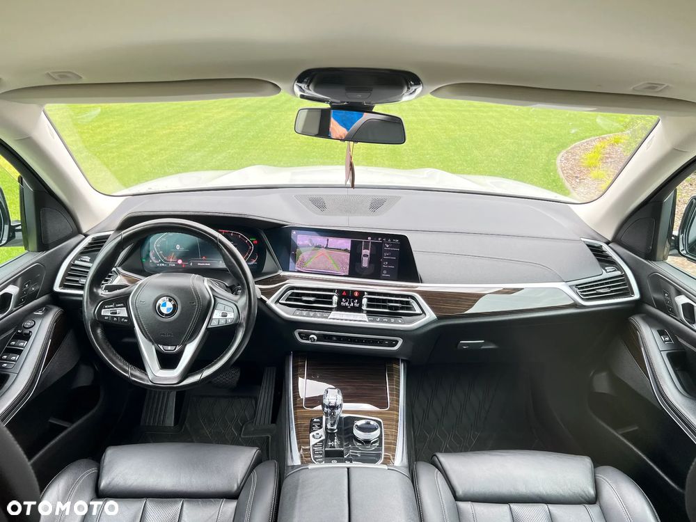 BMW X5 xDrive40i - 25