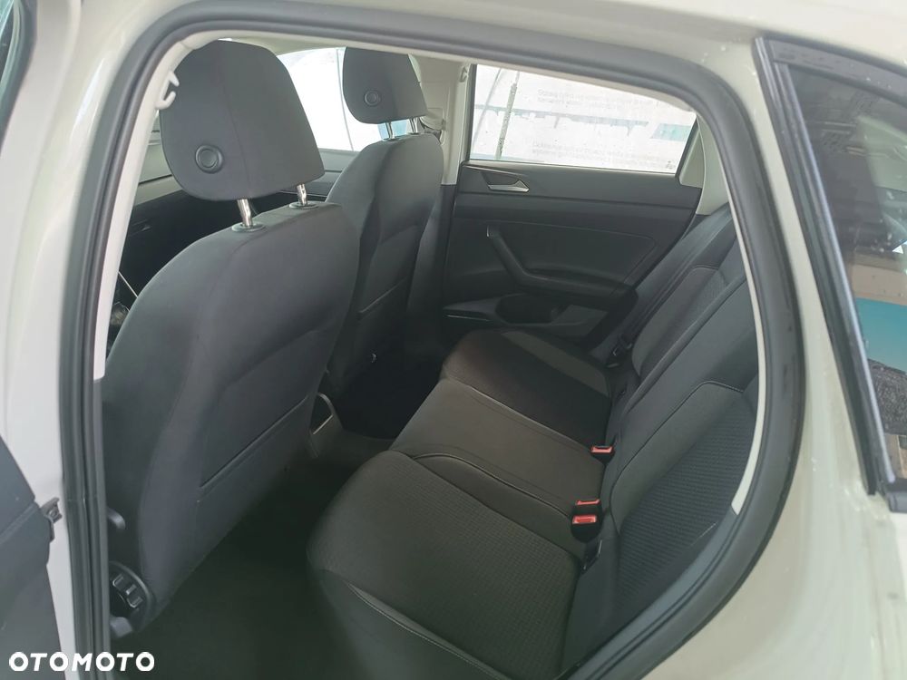 Volkswagen Polo 1.0 TSI Comfortline - 27