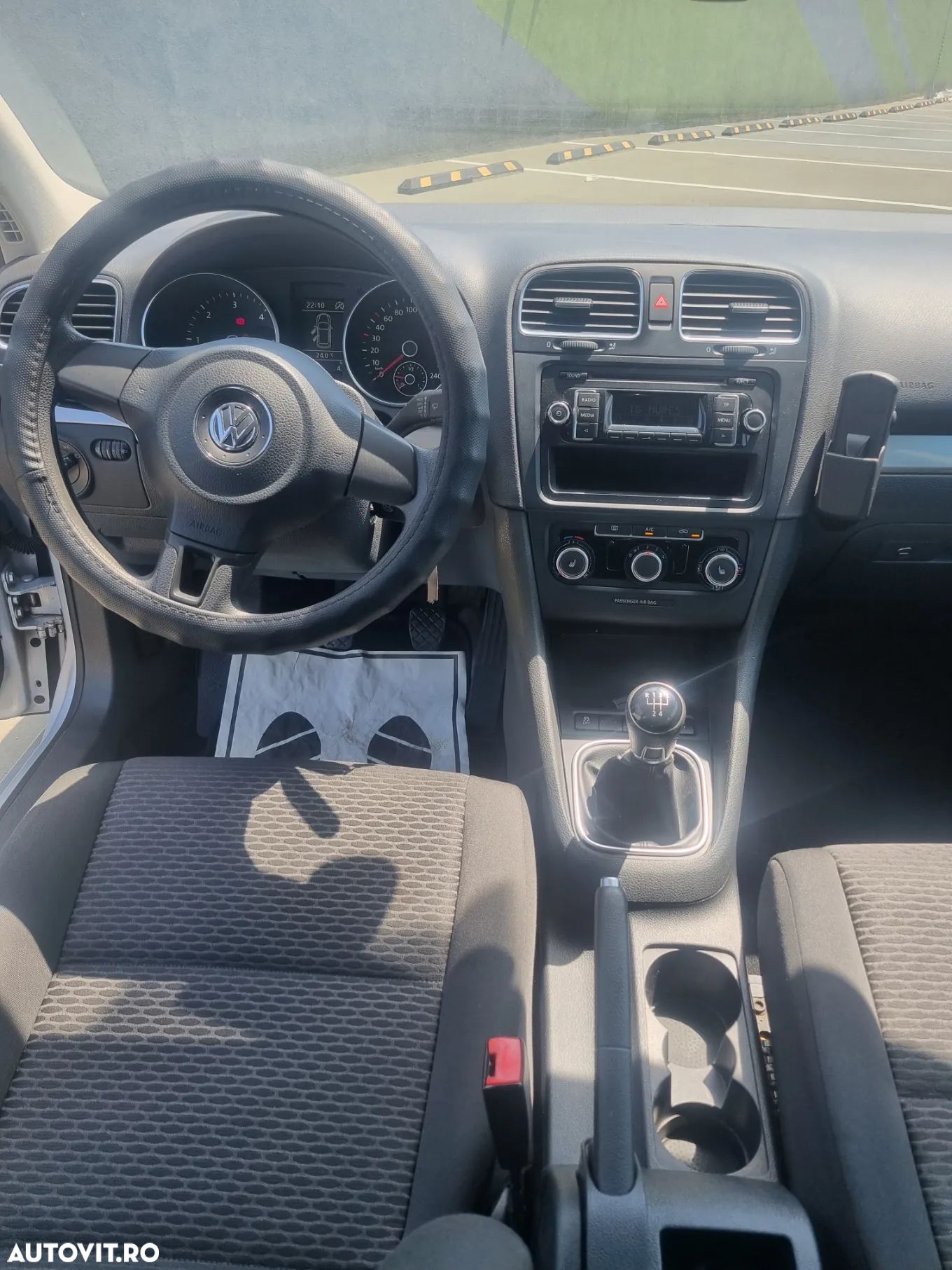 Volkswagen Golf 1.6 TDI BlueMotion Trendline - 1
