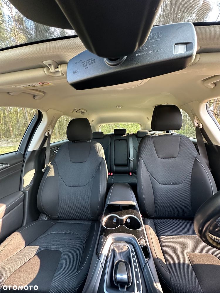 Ford Mondeo 2.0 TDCi Titanium PowerShift - 31