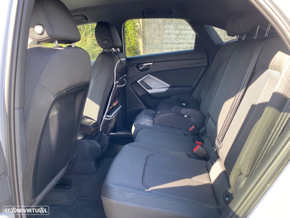 Audi Q3 Sportback 35 TFSI S line - 16