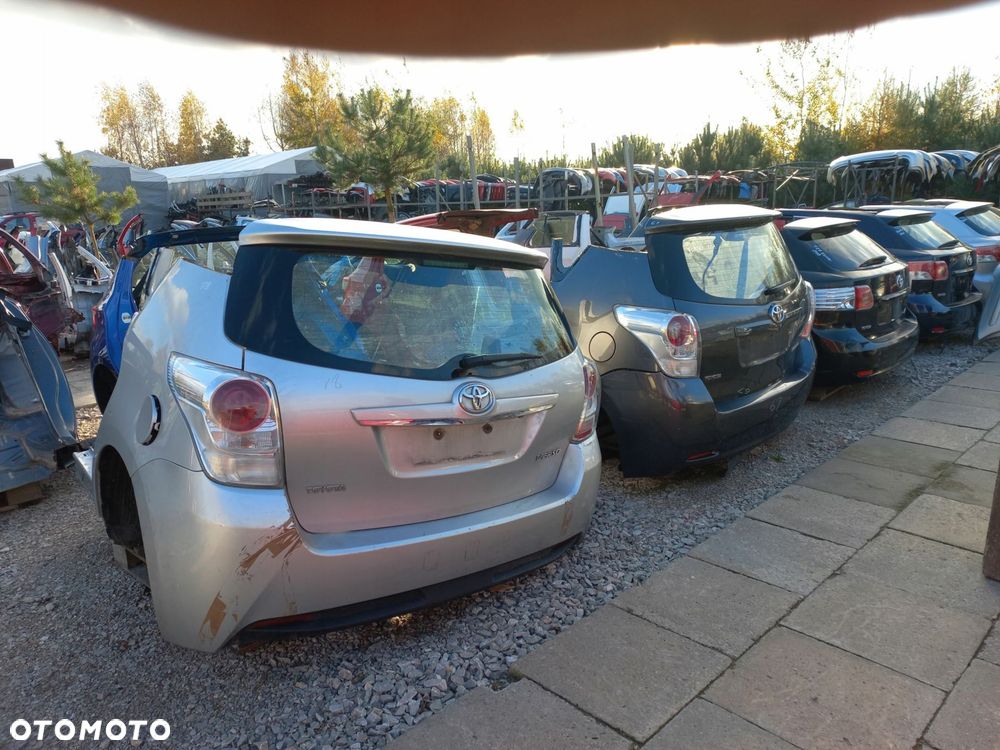 Toyota Avensis T25 AURIS Rav4 III 2,2 D-CAT głowica silnika 2AD-FHV 177KM - 9
