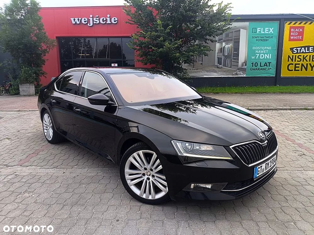 Skoda Superb 2.0 TDI DSG Premium Edition - 6