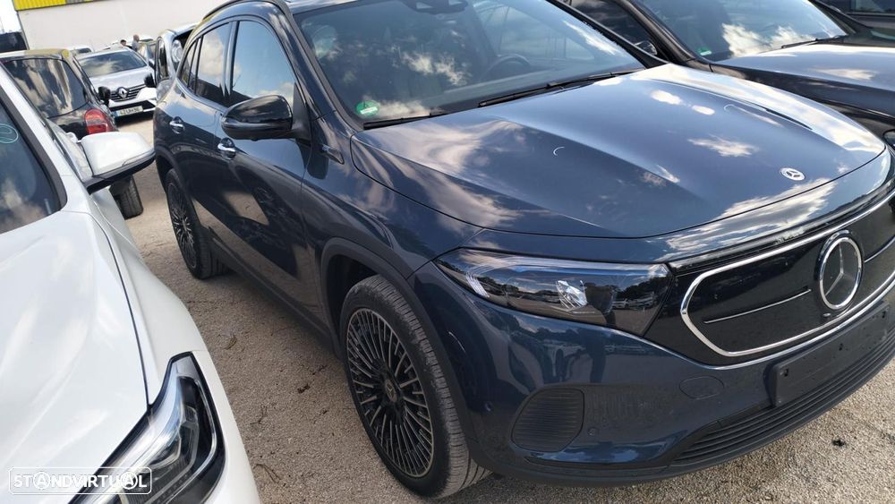 Mercedes-Benz EQA 300 4Matic - 2