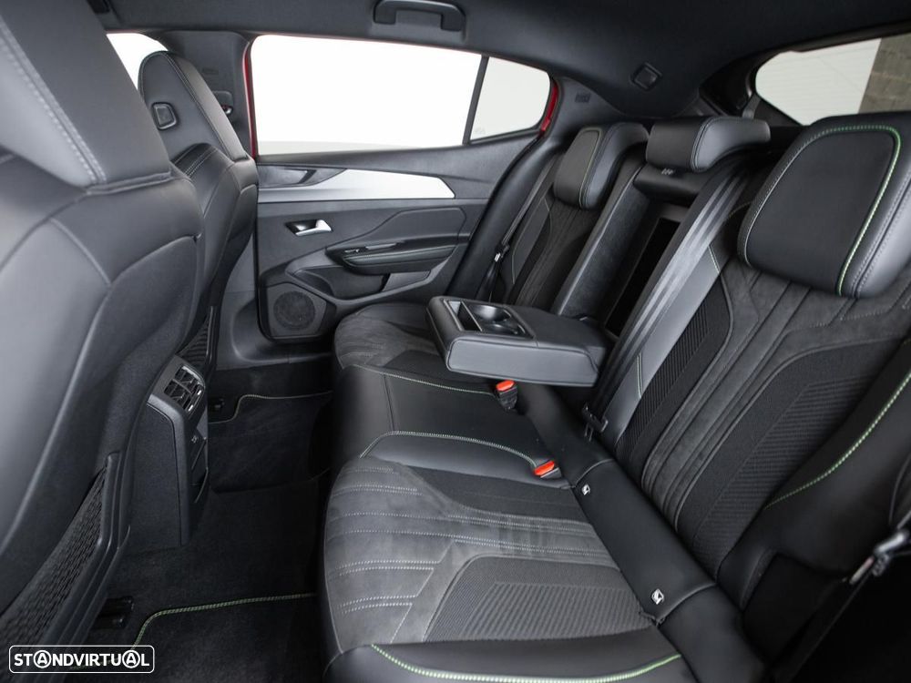Peugeot 408 Plug-In Hybrid 225 e-EAT8 GT - 10