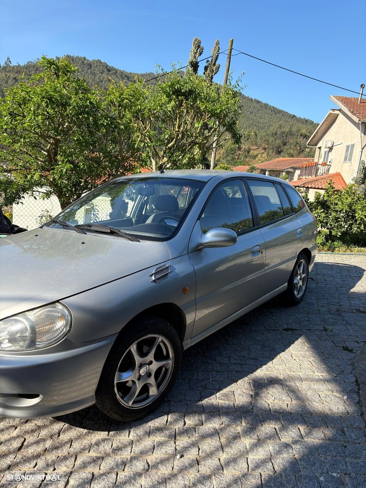 Kia Rio Sedan 1.3 LS Confort - 2
