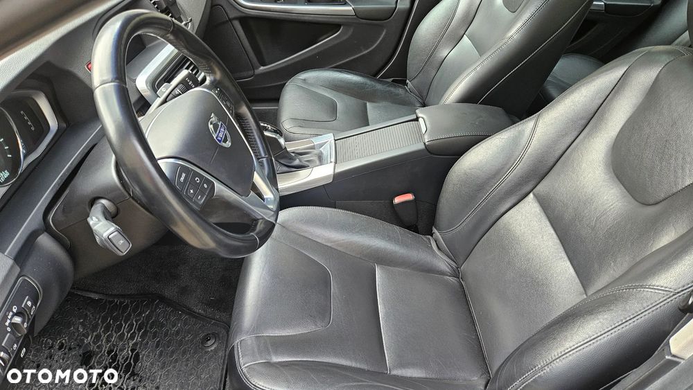 Volvo S60 T5 Geartronic Kinetic - 10