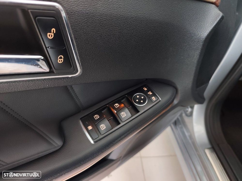 Mercedes-Benz E 250 BlueTEC Elegance Auto. - 20
