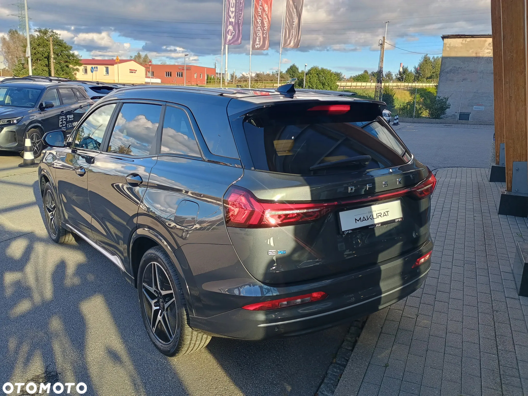 DFSK e5 1.5 PHEV Prestige E-CVT - 4