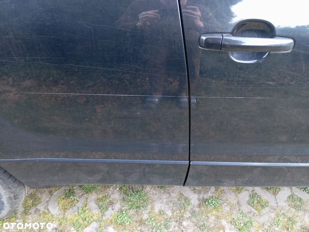 Suzuki Grand Vitara 1.9 DDiS Club DPF Family - 17