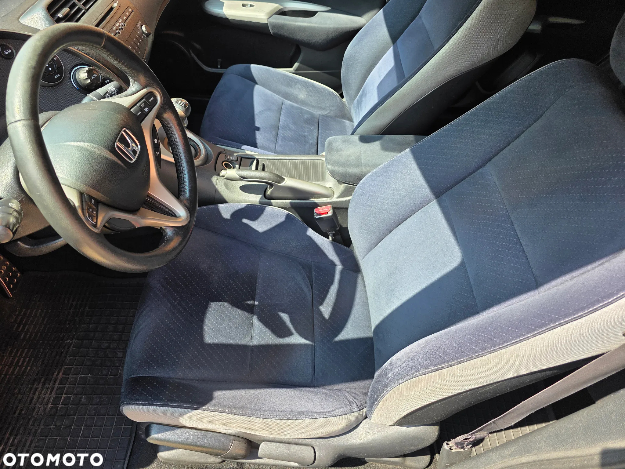 Honda Civic 1.8 Executive - 15