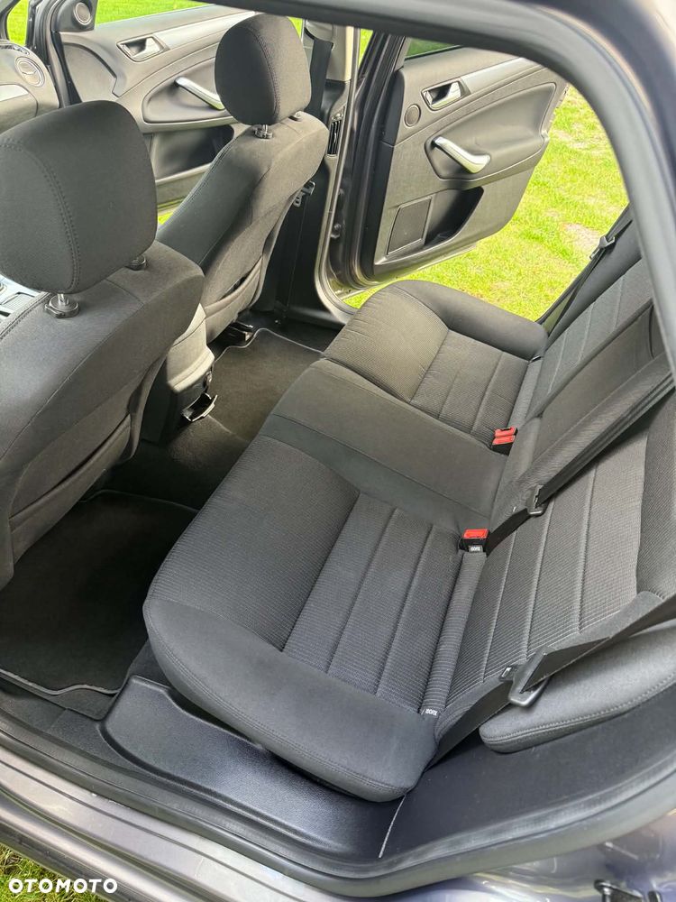 Ford Mondeo 1.6 Eco Boost Start-Stopp Titanium - 9