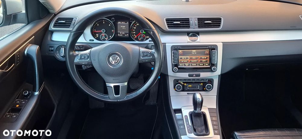 Volkswagen Passat 2.0 TDI DSG BlueMotion Technology Highline - 11