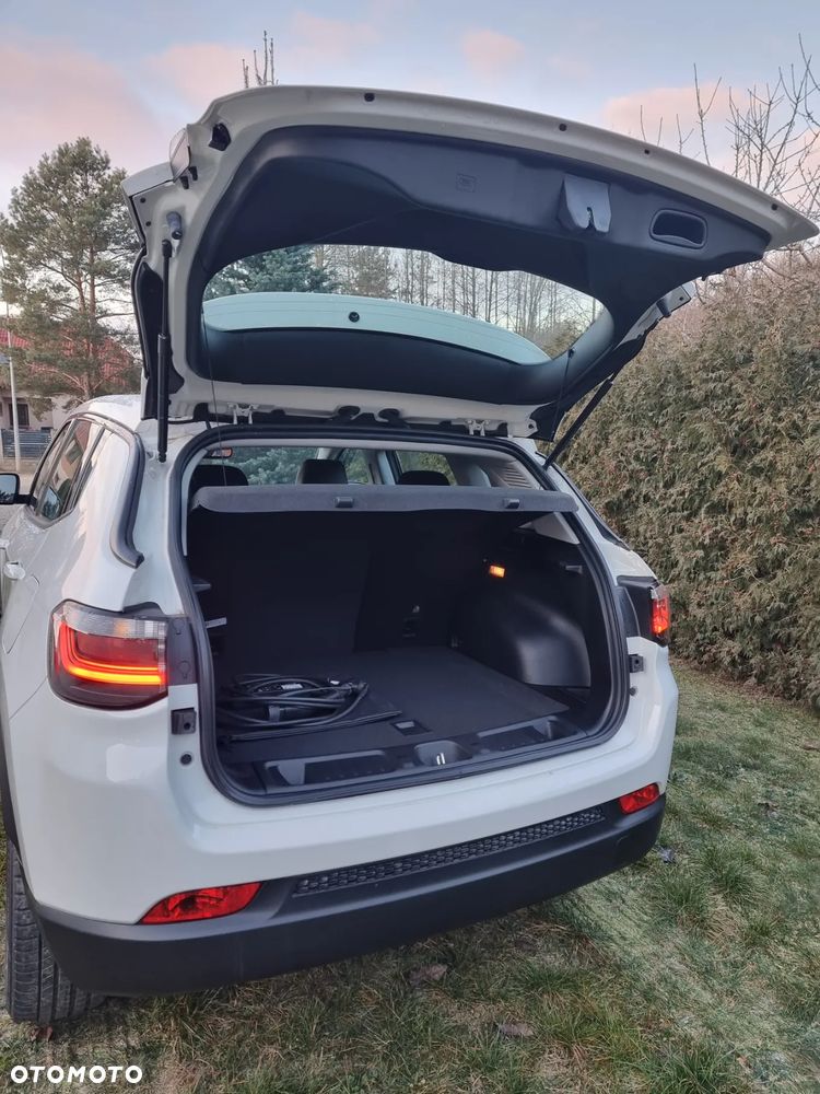 Jeep Compass 1.3 T4 PHEV 4xe Longitude S&S - 10