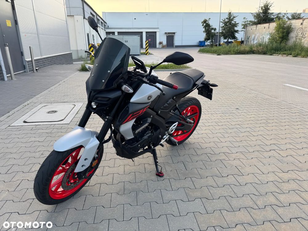 Yamaha MT - 2