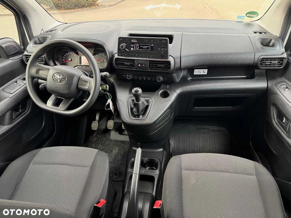 Toyota Proace City - 8