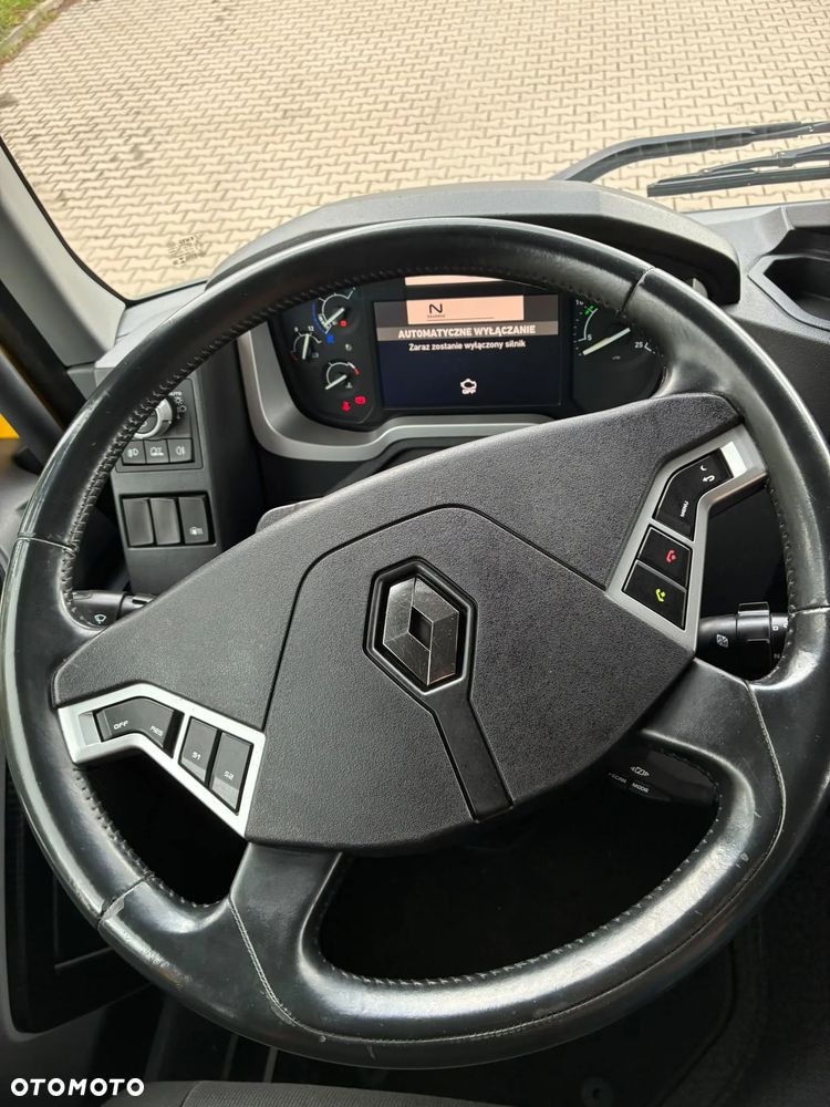 Renault T480 Sleeper Cab - 23