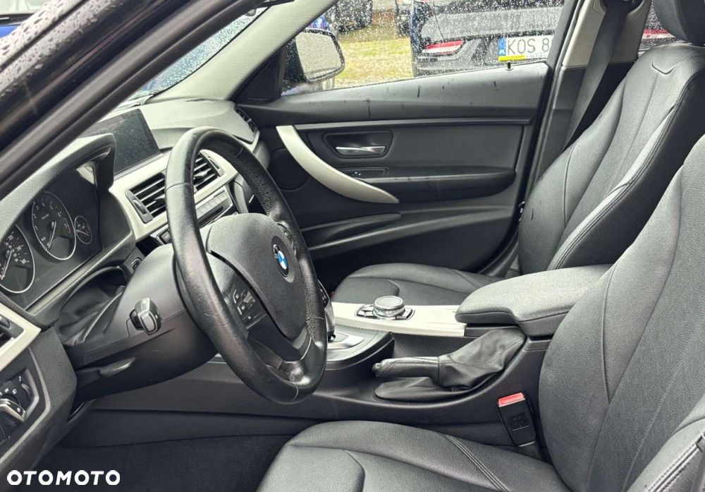 BMW Seria 3 - 10