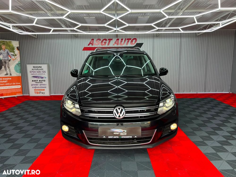 Volkswagen Tiguan 2.0 TDI 4Motion DSG Sport & Style - 3