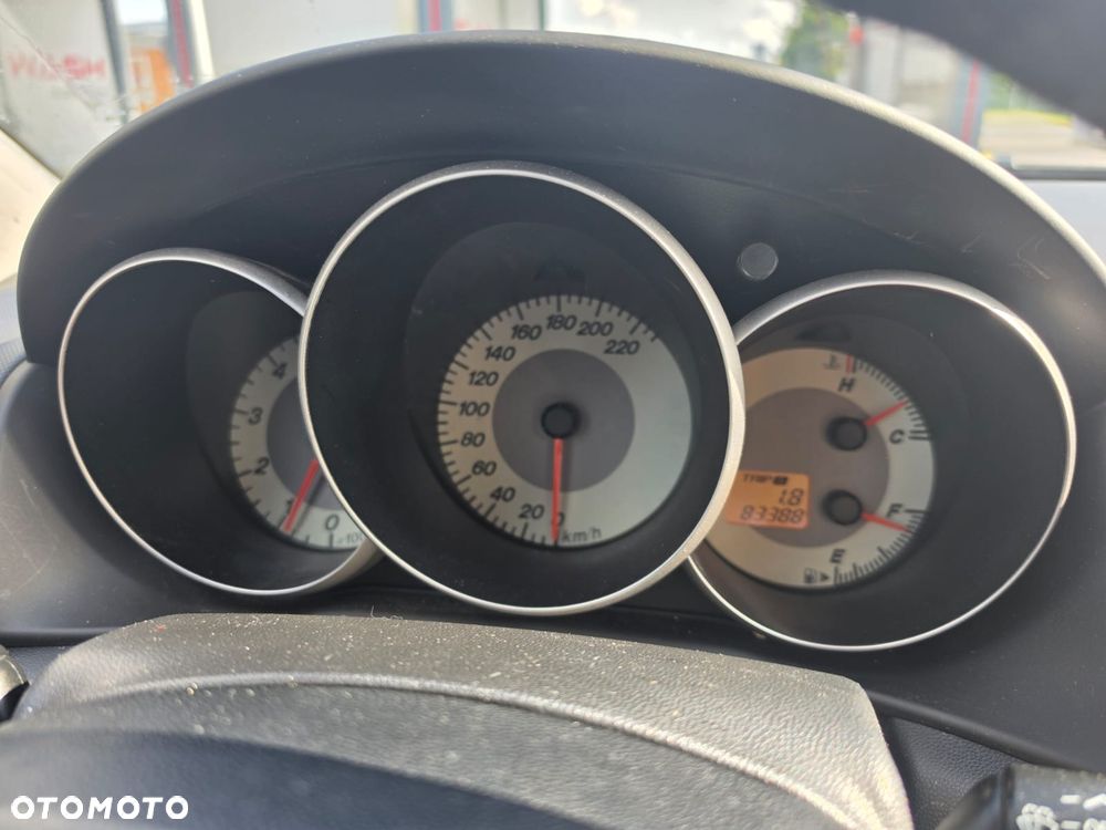Mazda 3 - 10