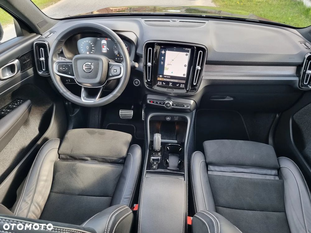 Volvo XC 40 B4 B Geartronic RDesign - 24