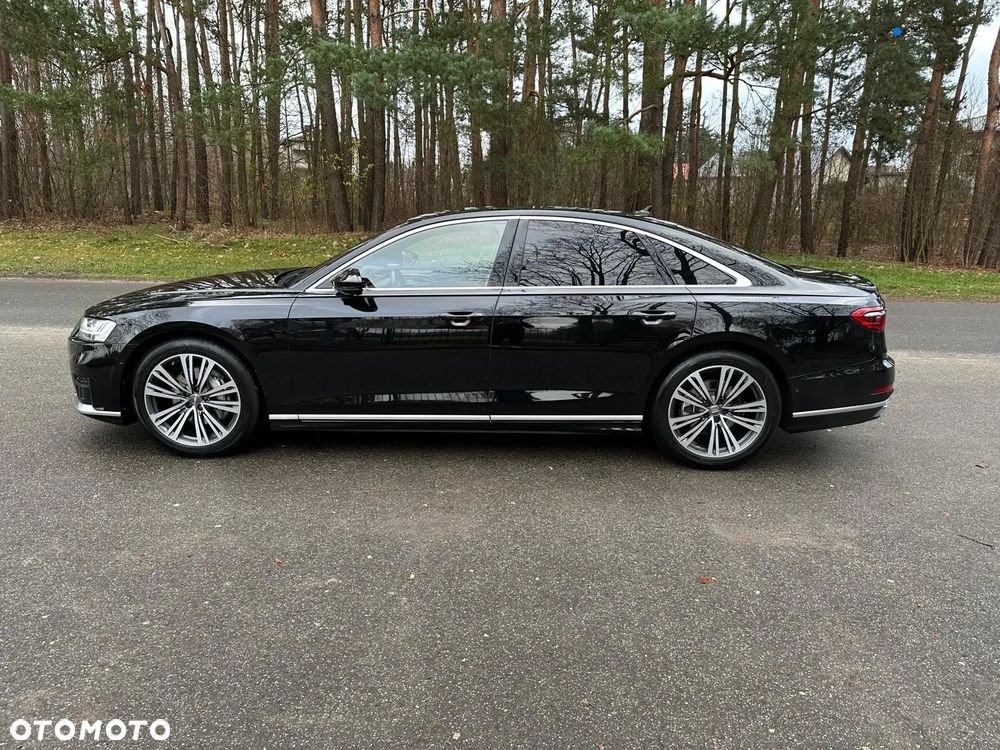 Audi A8 - 7