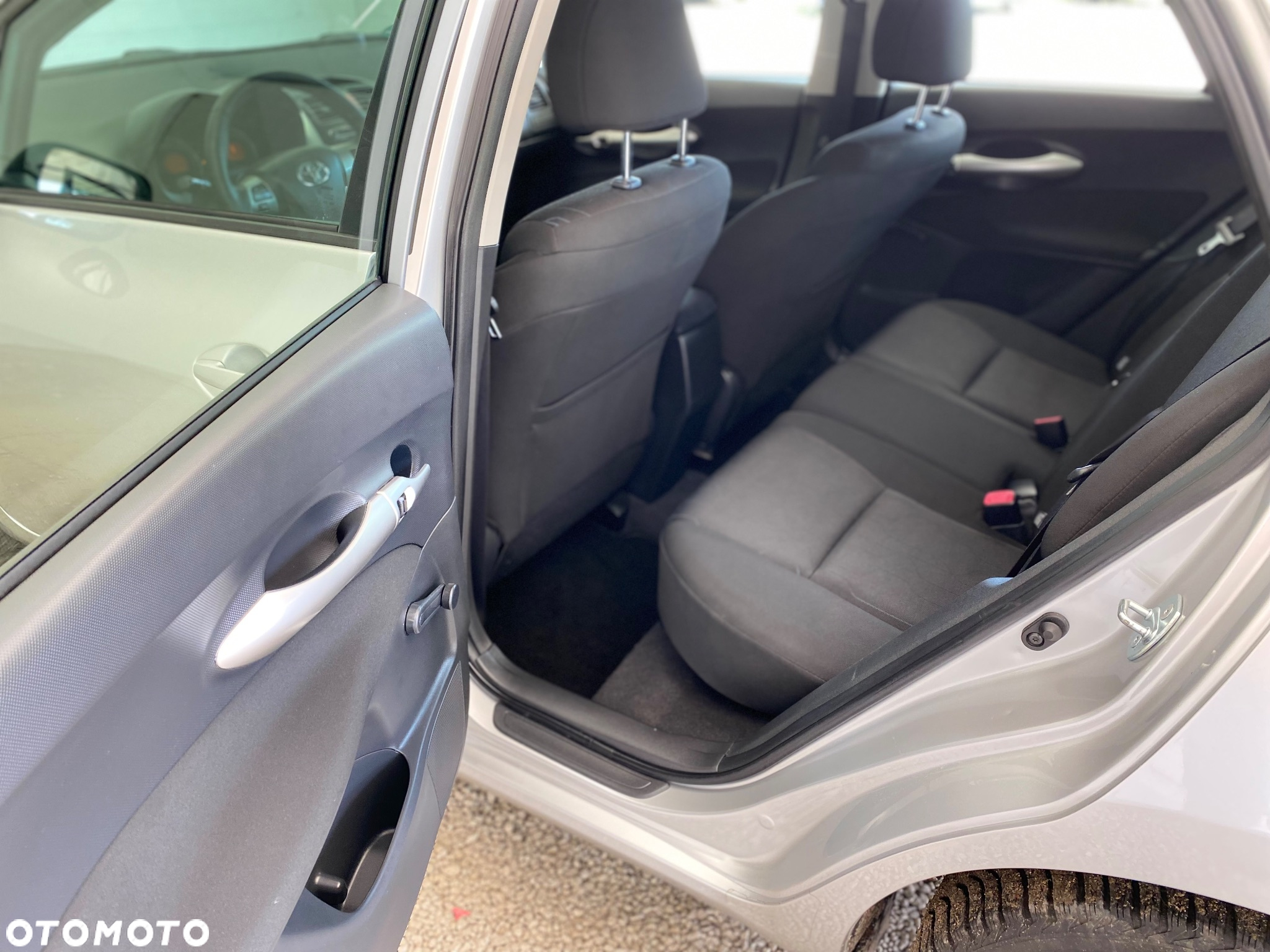 Toyota Auris 1.6 Luna - 15