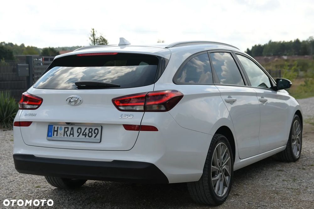 Hyundai i30 1.4 T-GDI Passion Plus - 8