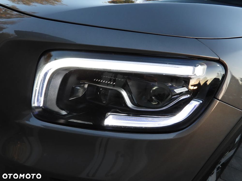 Mercedes-Benz GLB 200 d 8G-DCT EDITION 2022 - 16