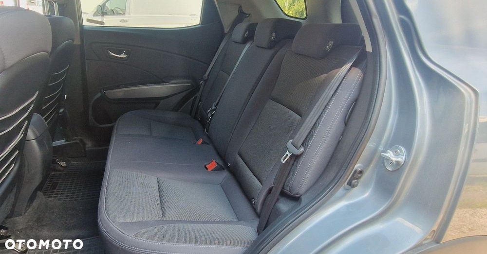 SsangYong/KGM Tivoli Grand - 13