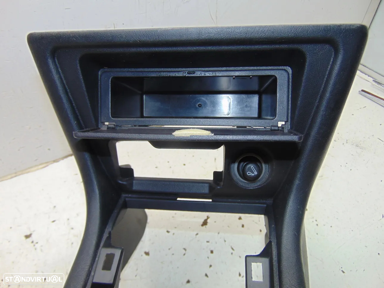 Mitsubishi Pajero Pinin consola chão - 3