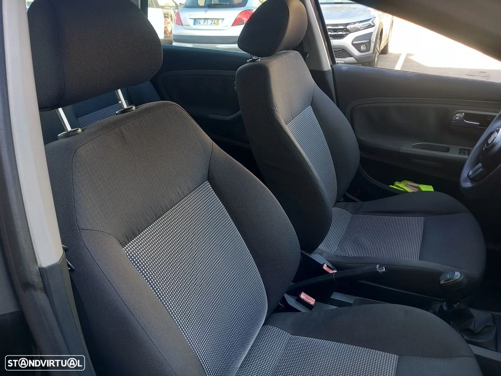 SEAT Ibiza 1.2 12V Good Stuff - 11