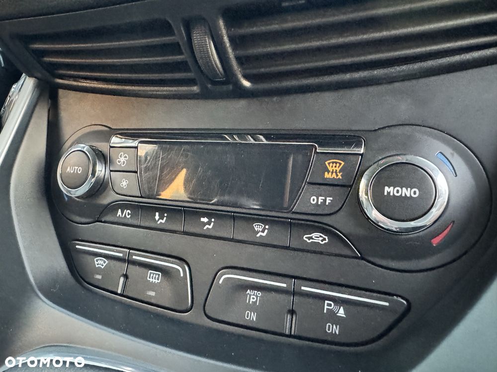 Ford C-MAX - 13