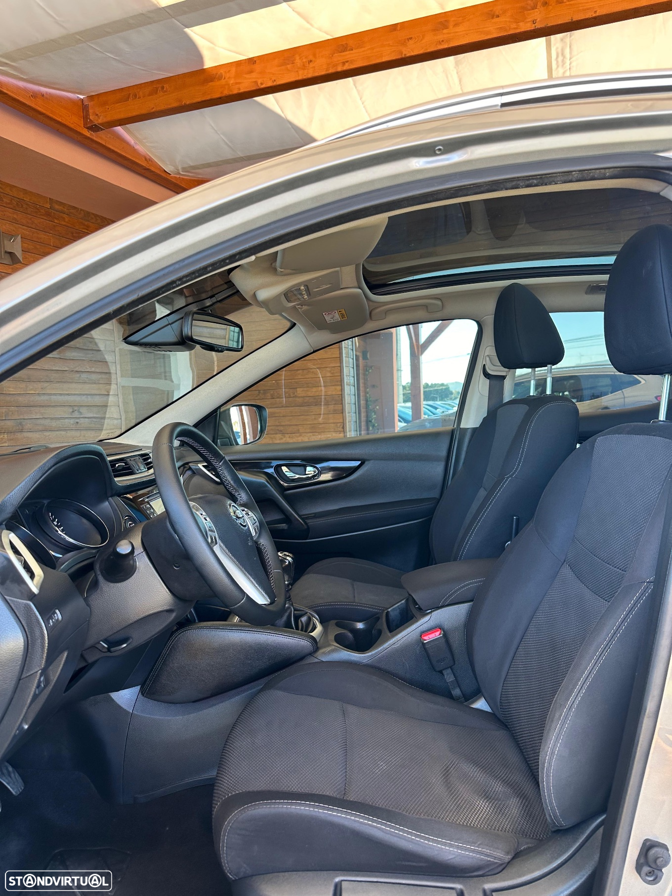 Nissan Qashqai 1.5 dCi N-Connecta 18 RS+PS - 7