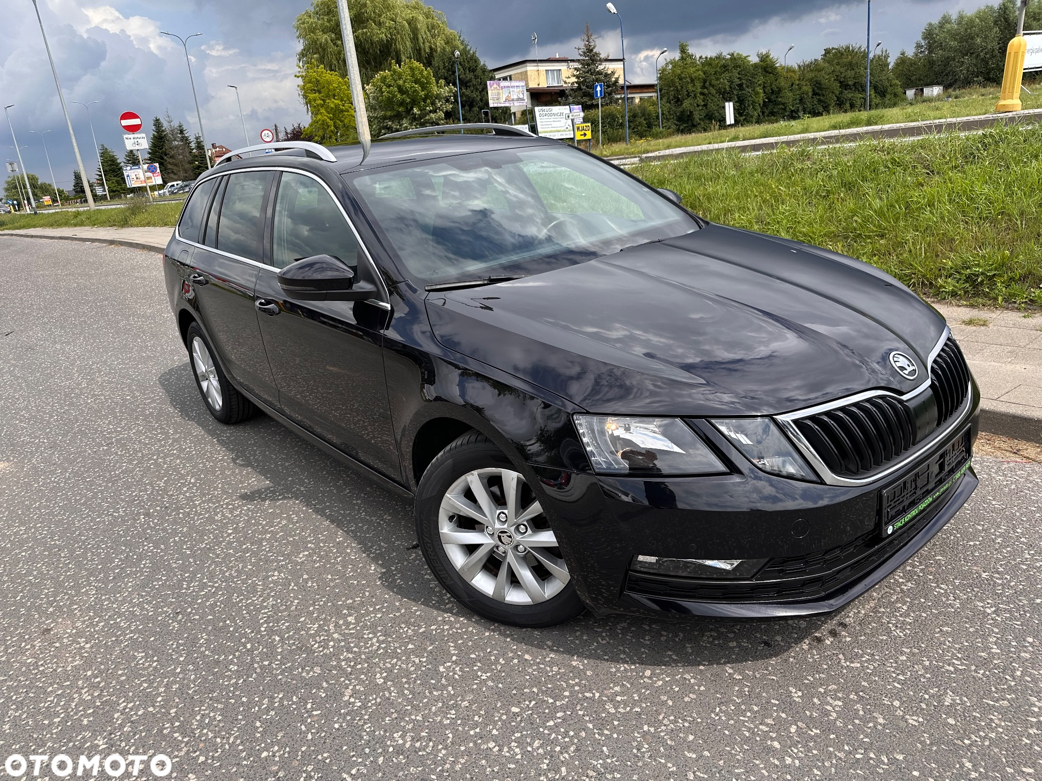 Skoda Octavia 1.6 TDI Business - 8