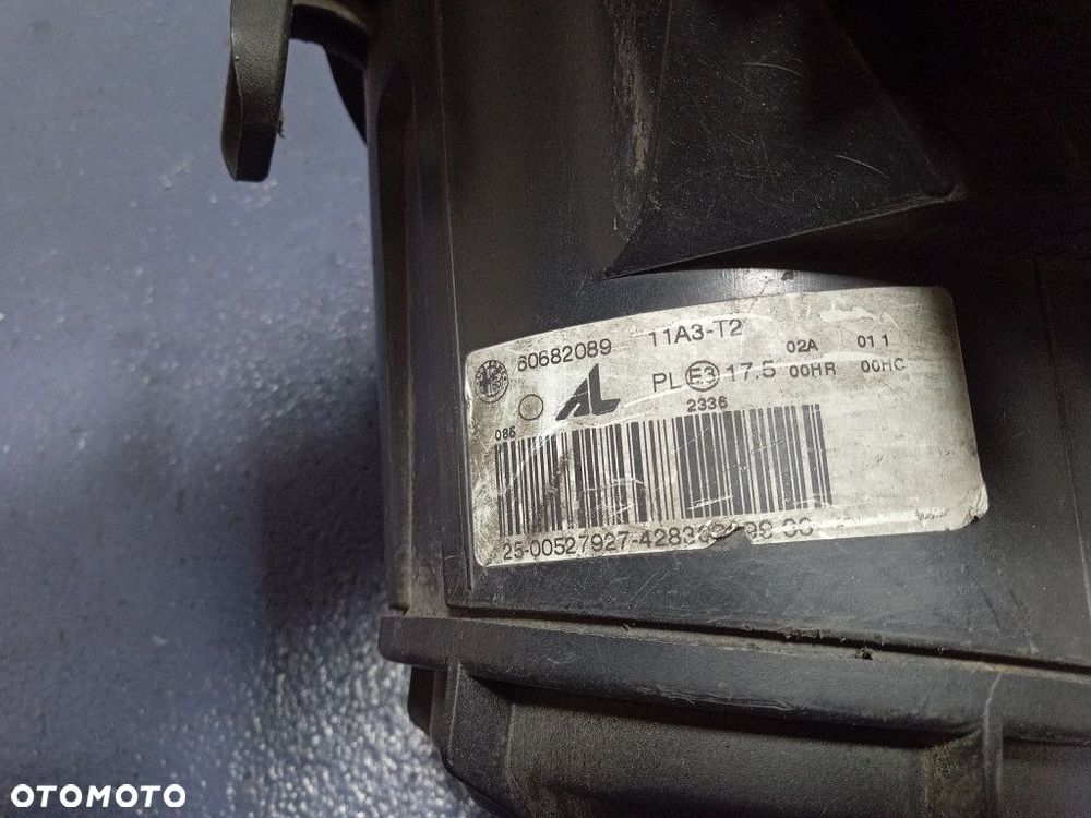 ALFA ROMEO 159 REFLEKTOR LEWY LAMPA LEWA EU 60682089 - 5