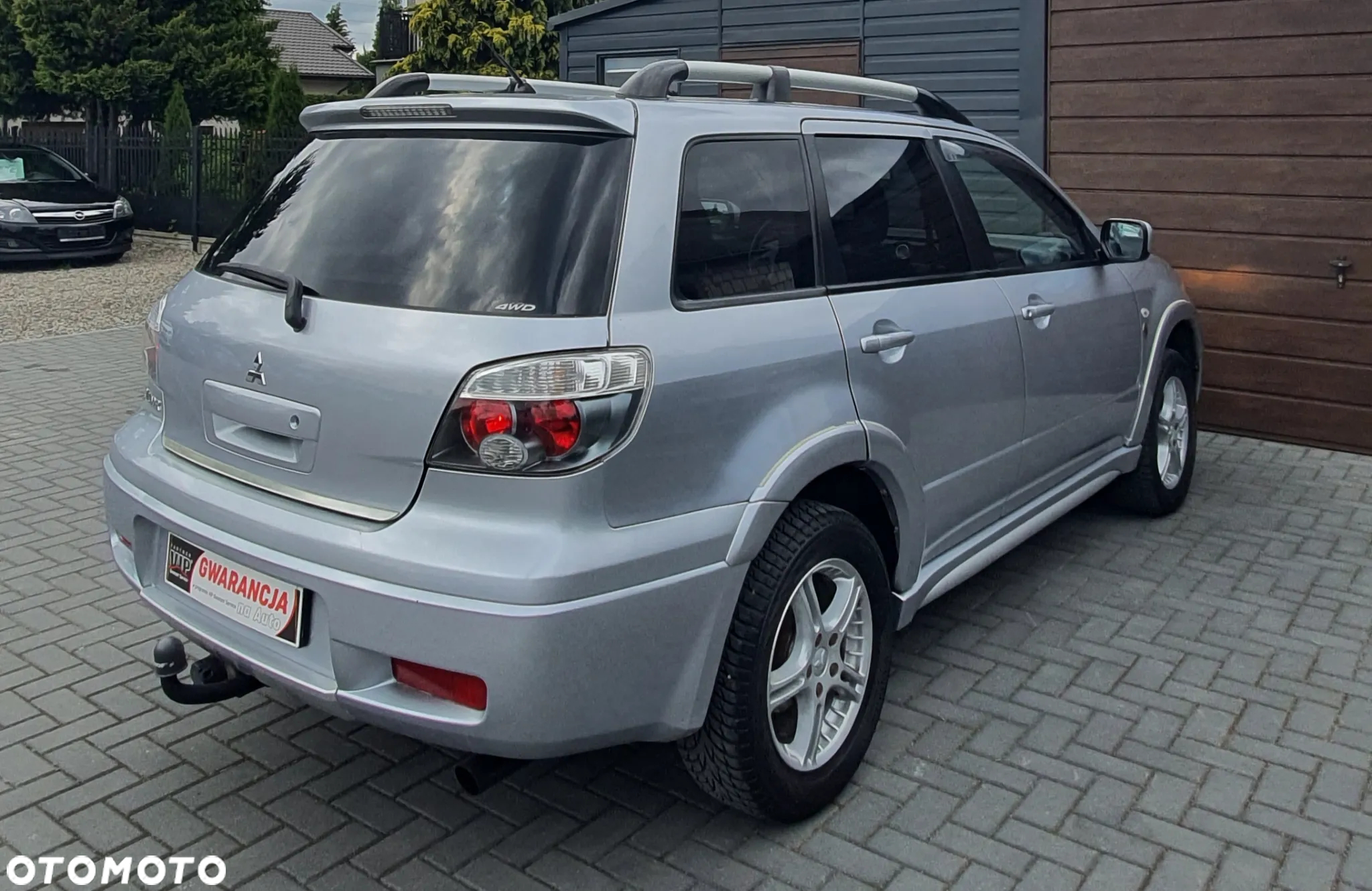 Mitsubishi Outlander 2.4 Dakar - 16