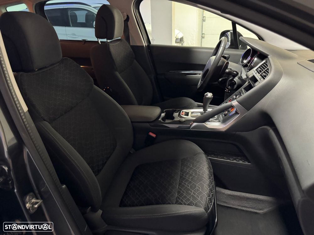 Peugeot 3008 1.6 e-HDi Allure 2-Tronic J18 - 24
