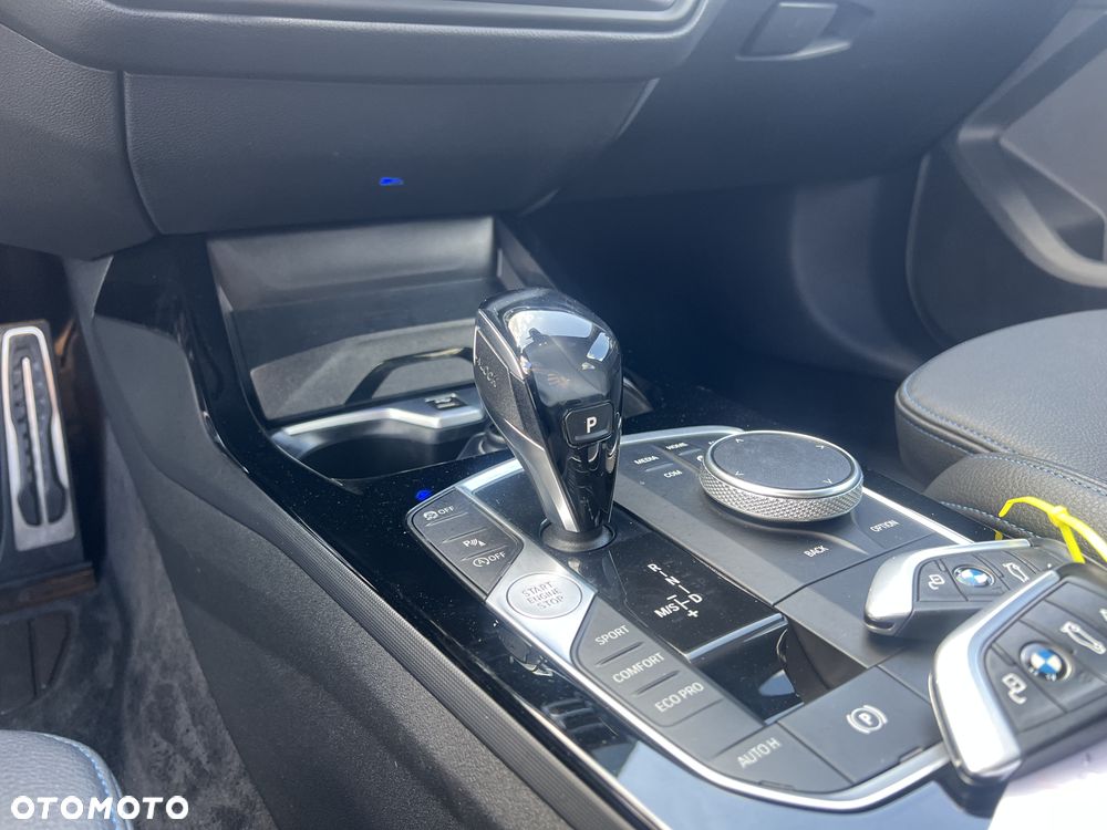 BMW Seria 1 118i M Sport - 9